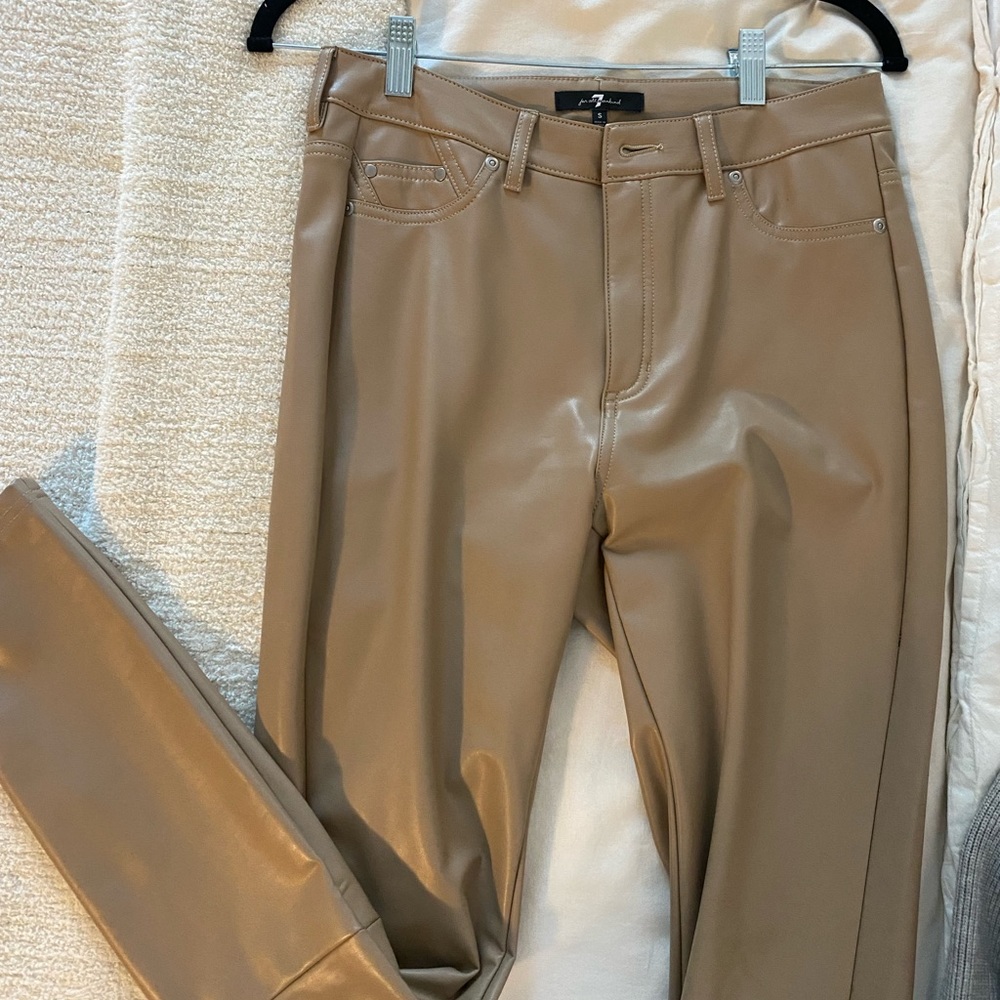 Boutique faux leather skinny pants